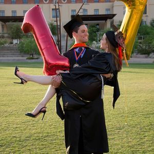 Meet your Posher, Alexia